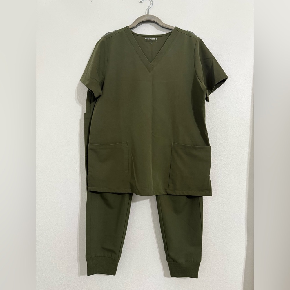 USED: Mandala Olive jogger set